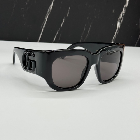 NEW GUCCI OVERSIZED SQUARE WOMEN BLACK SUNGLASSES GUCCI - Picture 8 of 13